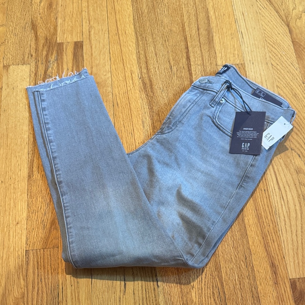 NWT GAP 1969 Women's Light Gray True Skinny Ankle Mid Rise Stretchy Jeans 8/29